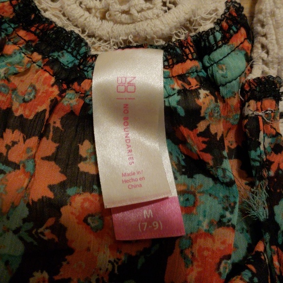 Sheer floral tank top - Picture 2 of 3